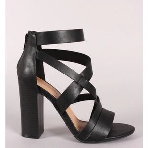 Bamboo Diagonal Crisscross Strappy Chunky Heel